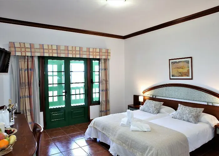 Hotelito El Campo 3*