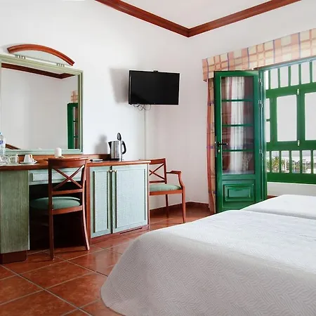Bed and Breakfast Hotelito El Campo 2*